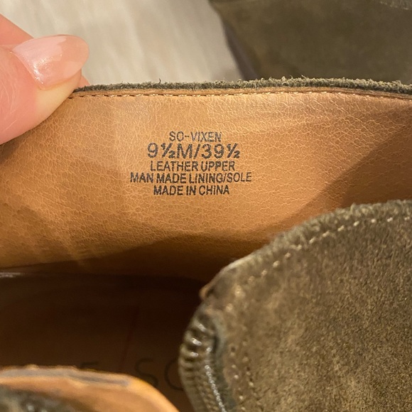 CUTE FOREST GREEN CHELSEA BOOTS - Picture 5 of 5